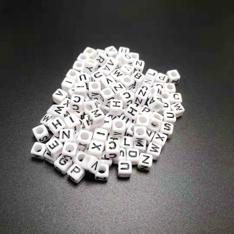 DIY Beaded Material Early Learning Acrylic Letter Beads English Letter Beads Flat Beads Square Beads